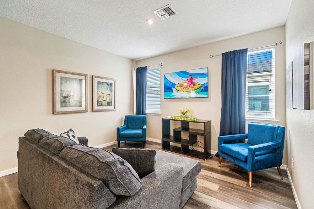 9014 Sunshine Ridge Loop