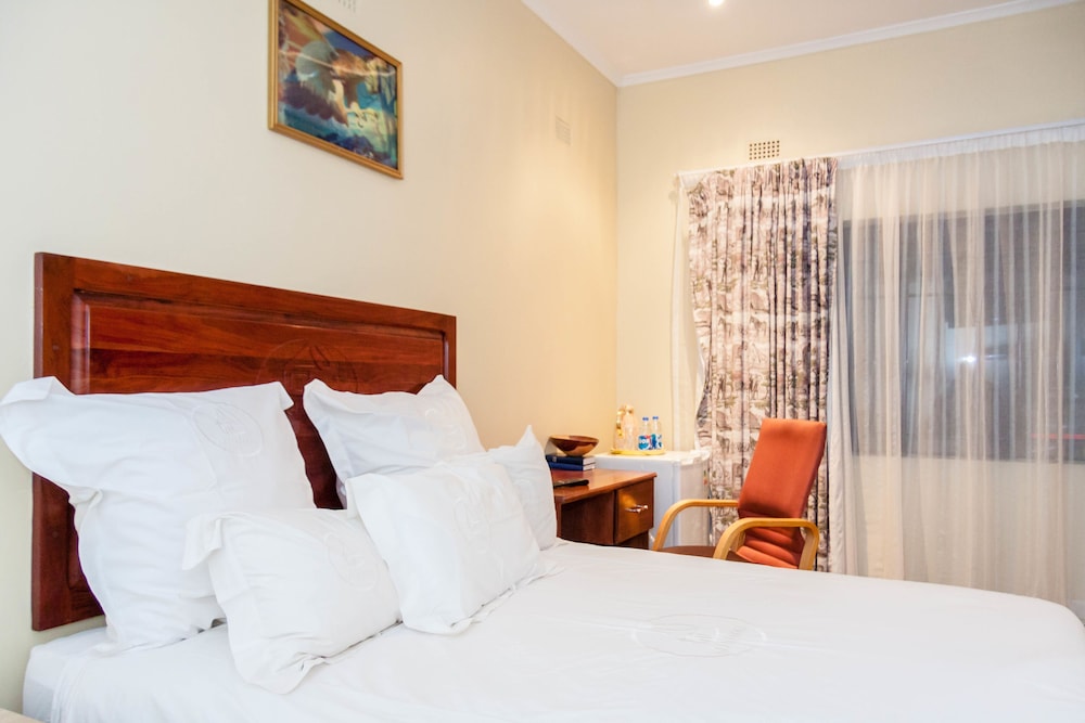 Glen Lodge & Tours