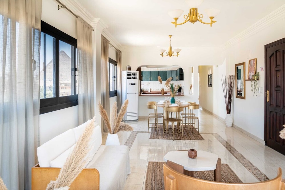 The Great Pyramid Duo 2bdr Stunning Stay!