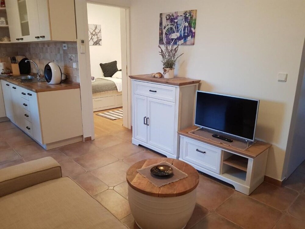 Kike - 60 Meters From the Beach - A3 view 3