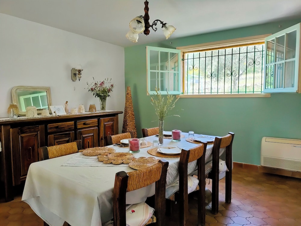 Villa Les Chariotins