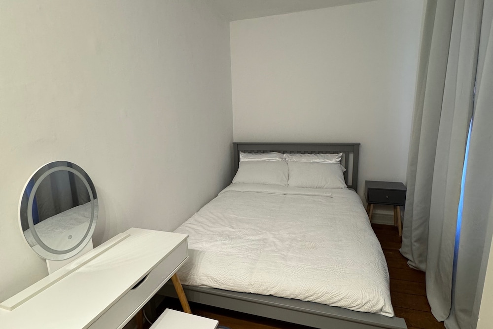 Covent Garden 1-bed Apt Sleeps 4, 7 min to Station