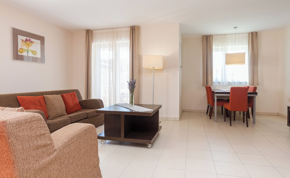 Marina Apartment Lebic 411 view 5