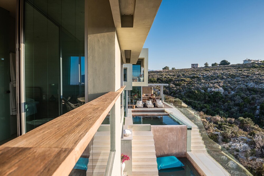 Villa Charlotte by CuraVillas Collection