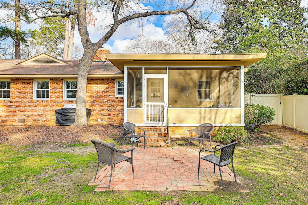 Walk to Powderhouse Polo Fields: Aiken Getaway