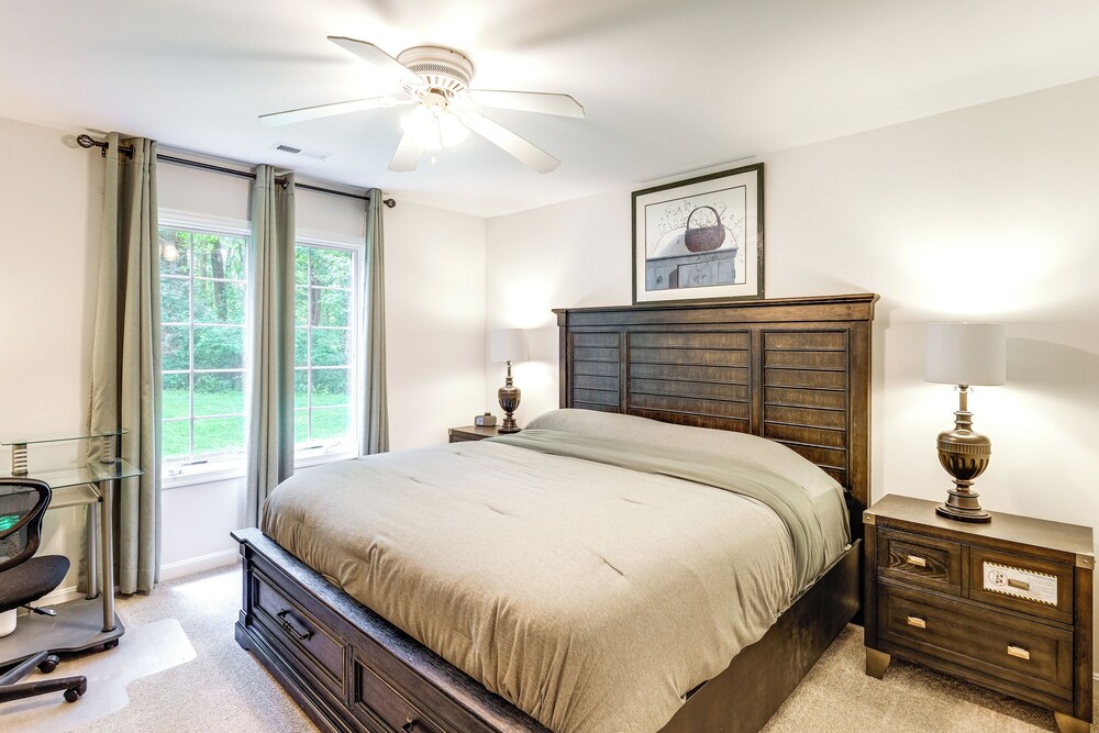 8 Mi to Dtwn Silver Spring: Convenient Condo