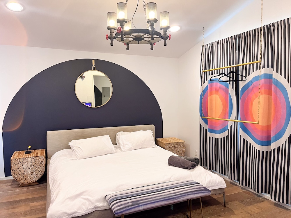 Ultimate 10br Group Getaway6min to Rainey Street