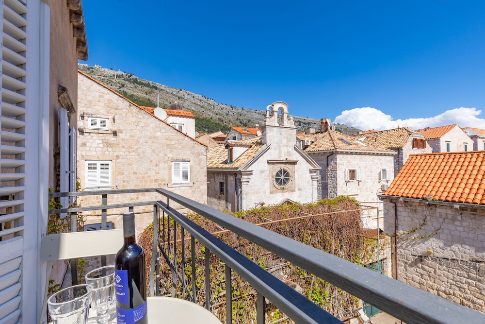 Apartments Feri