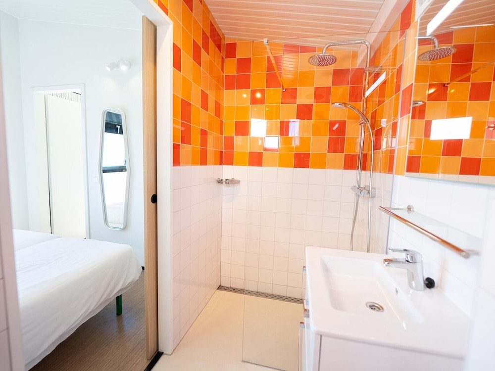 Wheelchair-friendly Retreat view 2