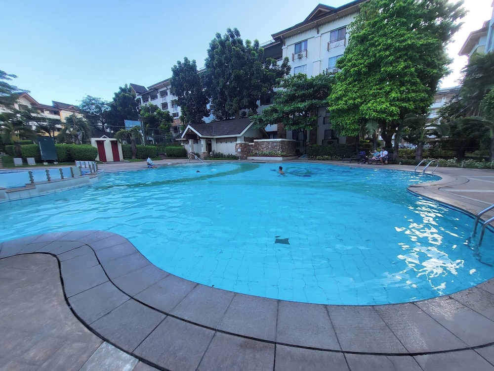 Oasis Living in Pasig City - 2bedroom Condo for Rent