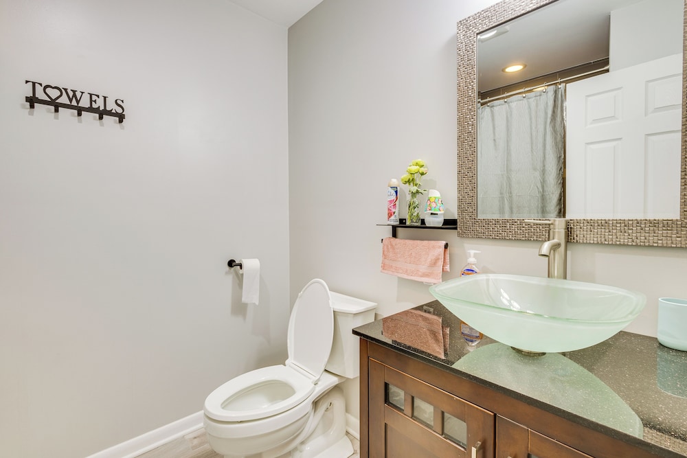 Wilmington Vacation Rental < 2 Mi to Downtown!