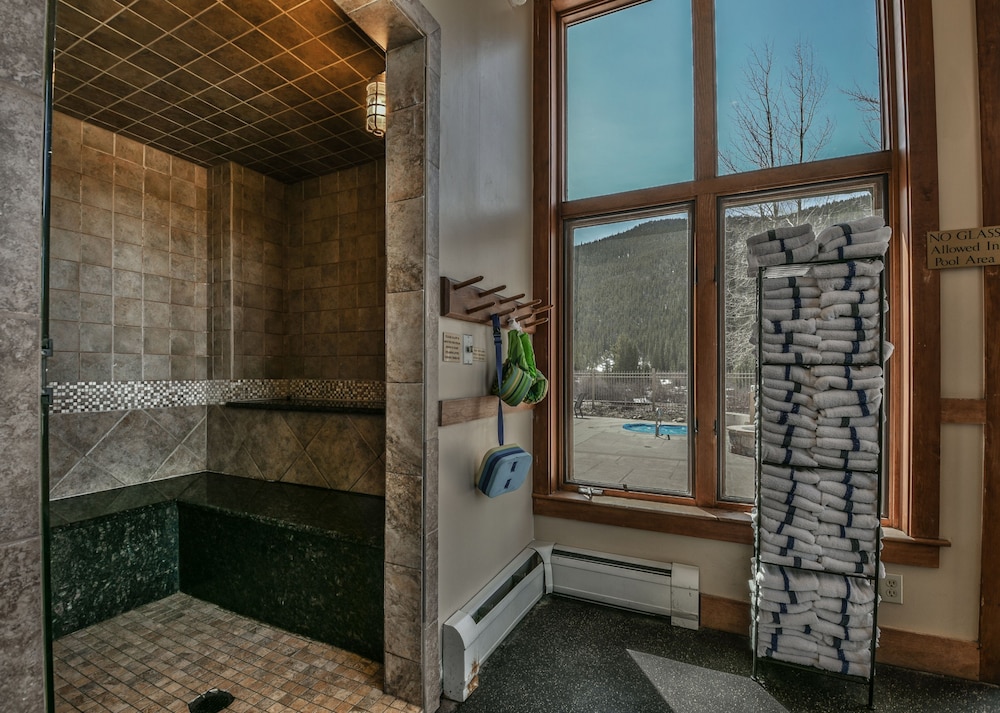Red Hawk Lodge 2297