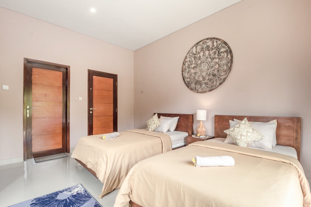 Blue Swing Villa view 3