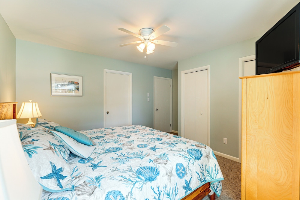 3 Mi to Fenwick Island & Beach: Family Townhome