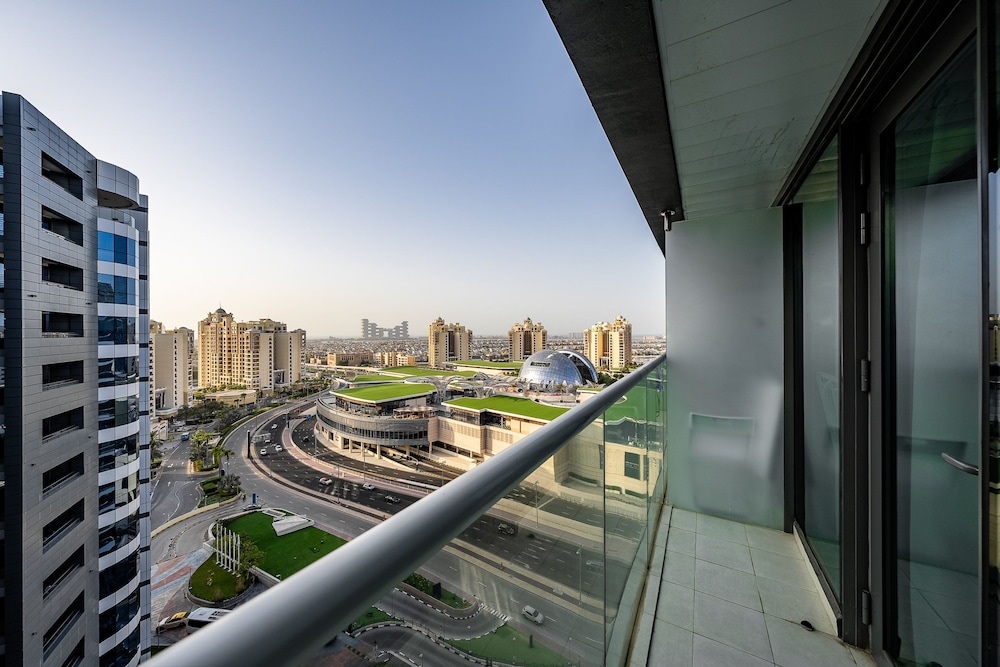 Seven Palm 1327 in Dubai