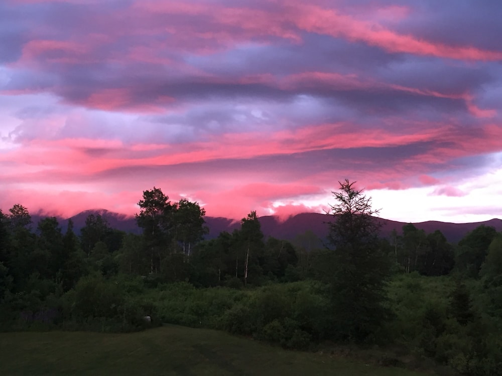 Moose Lodge and Cabins by Bretton Woods Vacations