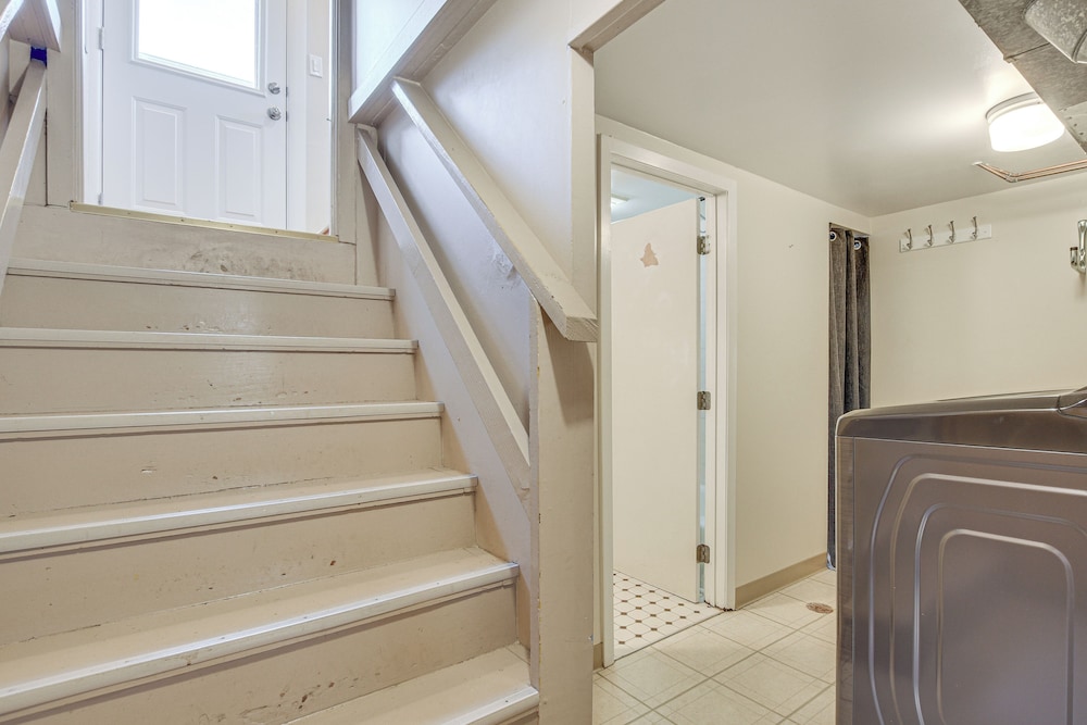 Home w/ Fenced Yard: 13 Mi to Downtown Chicago!