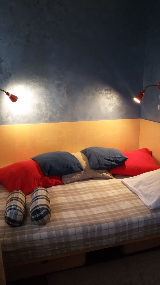 Gostiny Dvor Hotel - Hostel