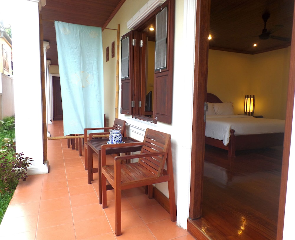 Peninsula Villas