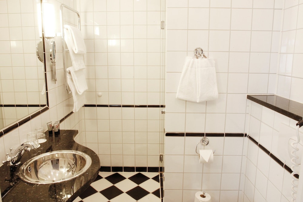 Mayfair Hotel Tunneln 41