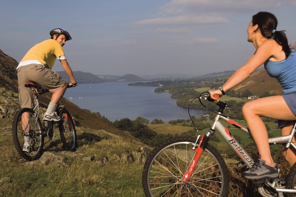 Penrith Vacations - Macdonald Leeming House - Property Image 16