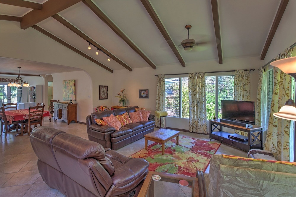 Hale O Nani Mala Pua 3 Bedroom Home by RedAwning view 5