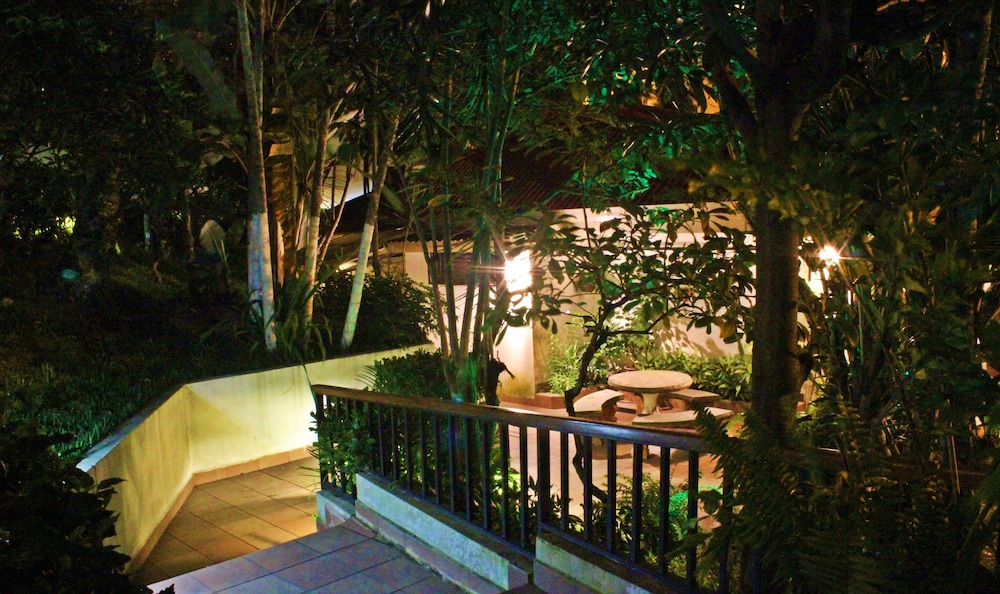 Casa Reflejos City View