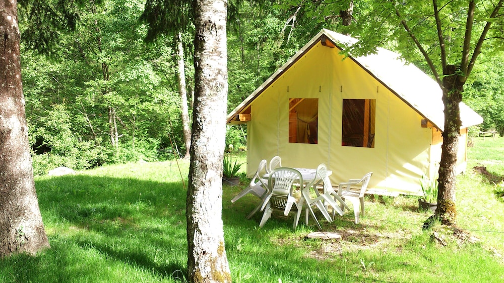 Camping La Cascade De Venosc view 3