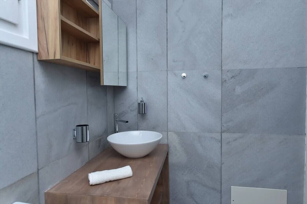 Cycladic home in Kampos by GHH