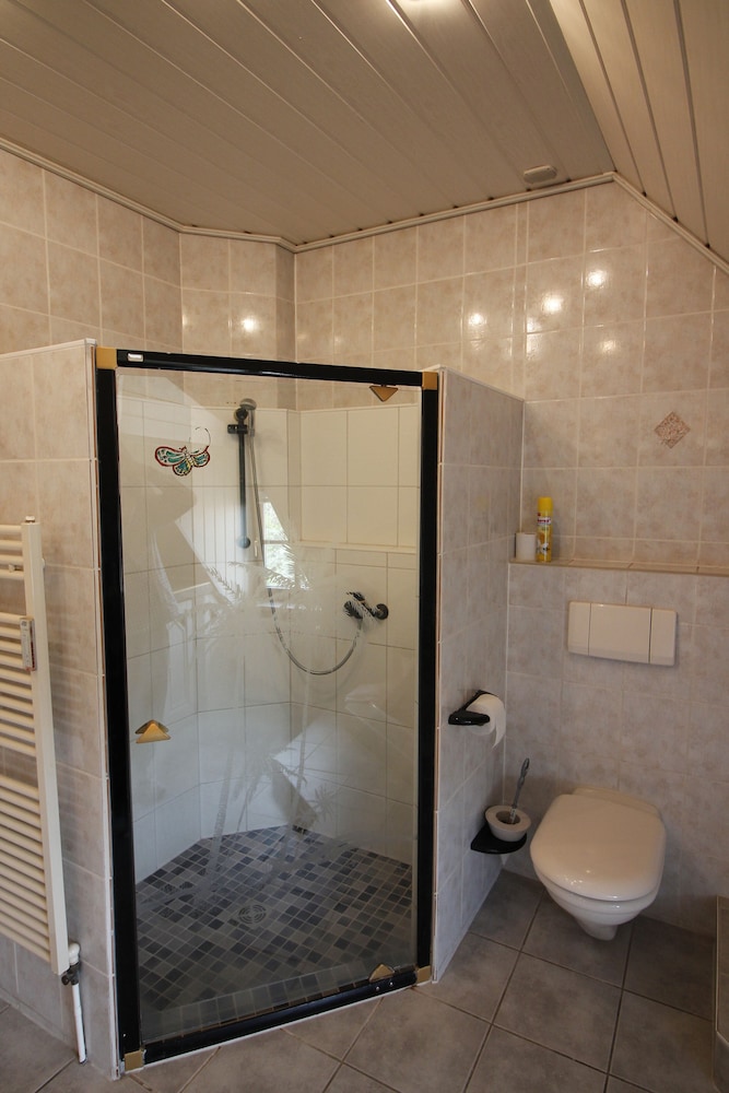 Photo 46