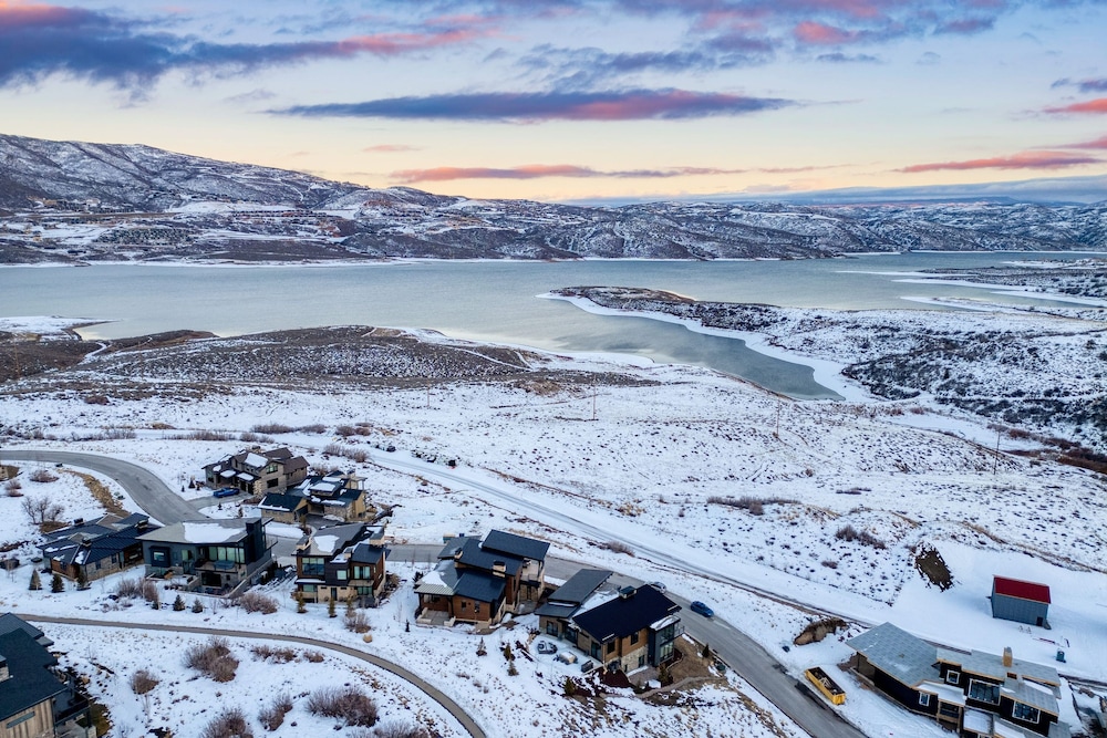 Orion by Avantstay Luxury 5bdr Ski Home w Views Minutes to Deer Valley Lift