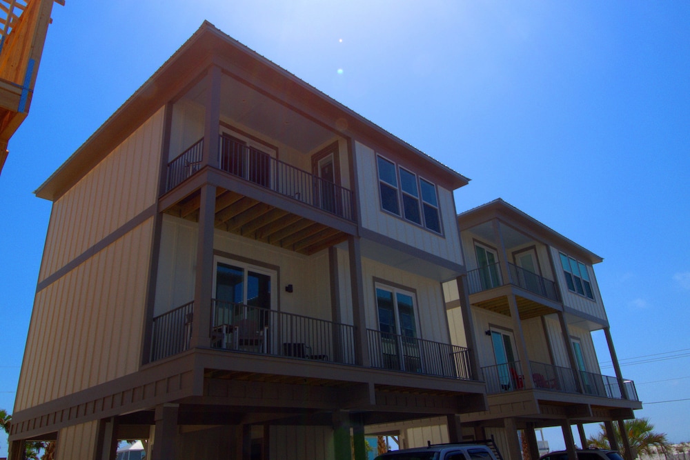 Hotel Little Lagoon Cottages - Image 1