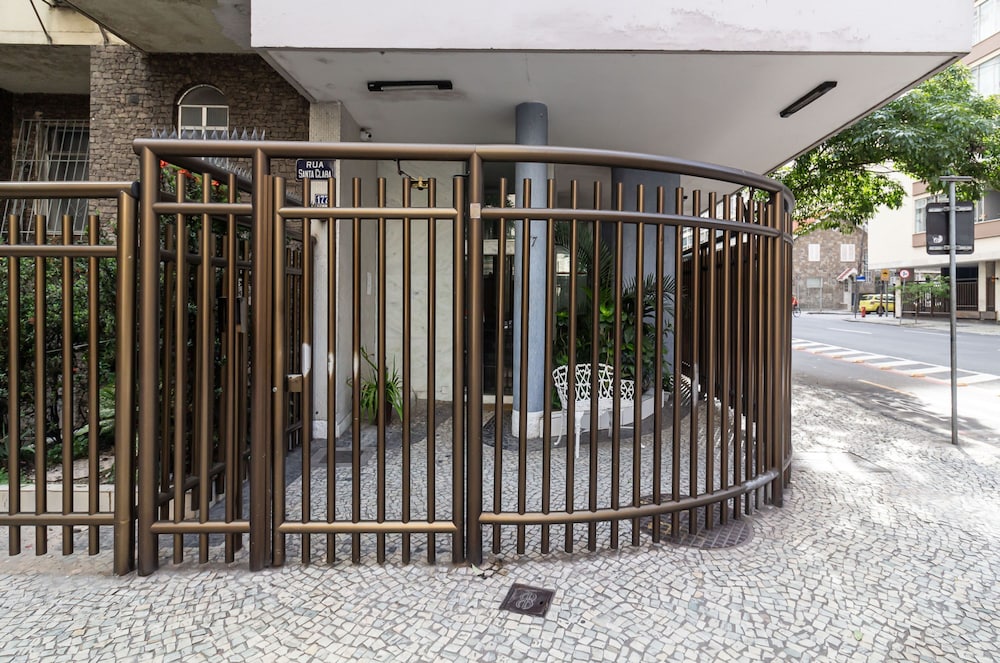 Flat in Copacabana 9 Minutes From the Beach Stc202