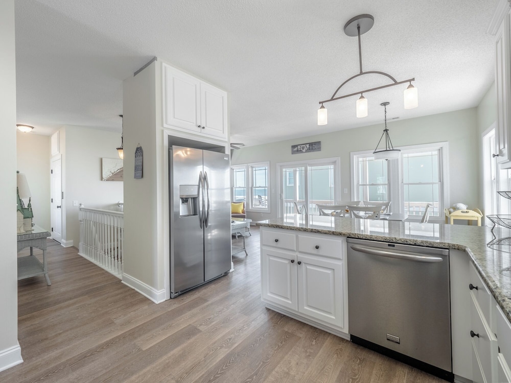 Dream Catcher at the Beach by Topsail Realty