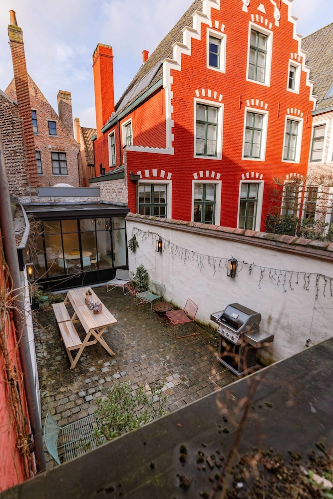 Huswell - Architect gem in the Heart of Ghent
