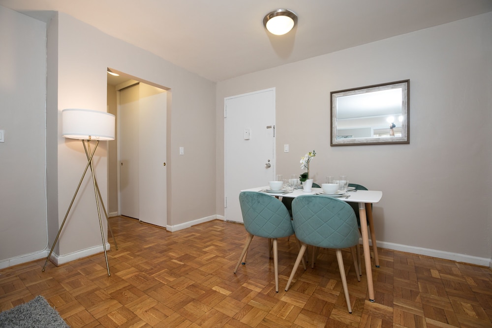 2 Bed Apt Ideally Located in UES of Manhattan