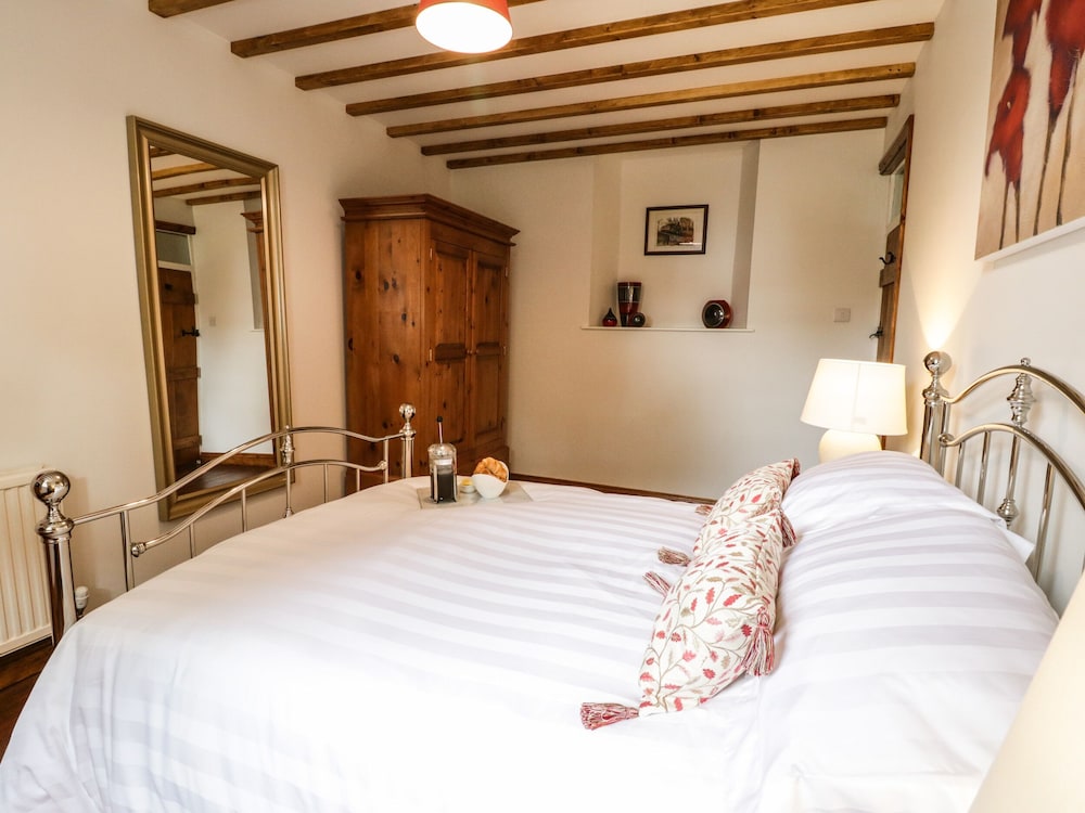 Wayside Cottage