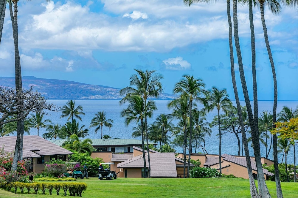 Wailea Ekahi One Bedrooms - Garden View by Coldwell Banker Island Vacations