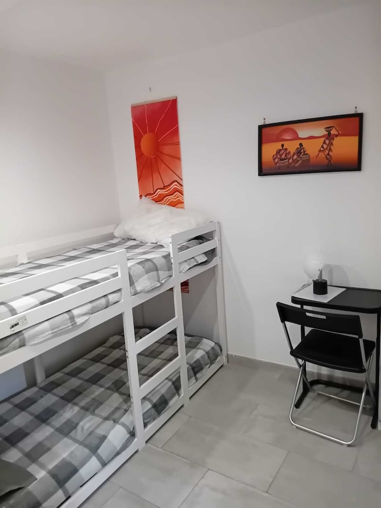 Room-room in the Historic City Centre