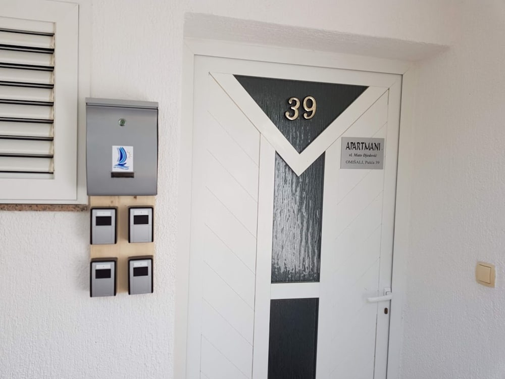 Apartment Ivo With 1 Bedroom, in Omisalj view 2