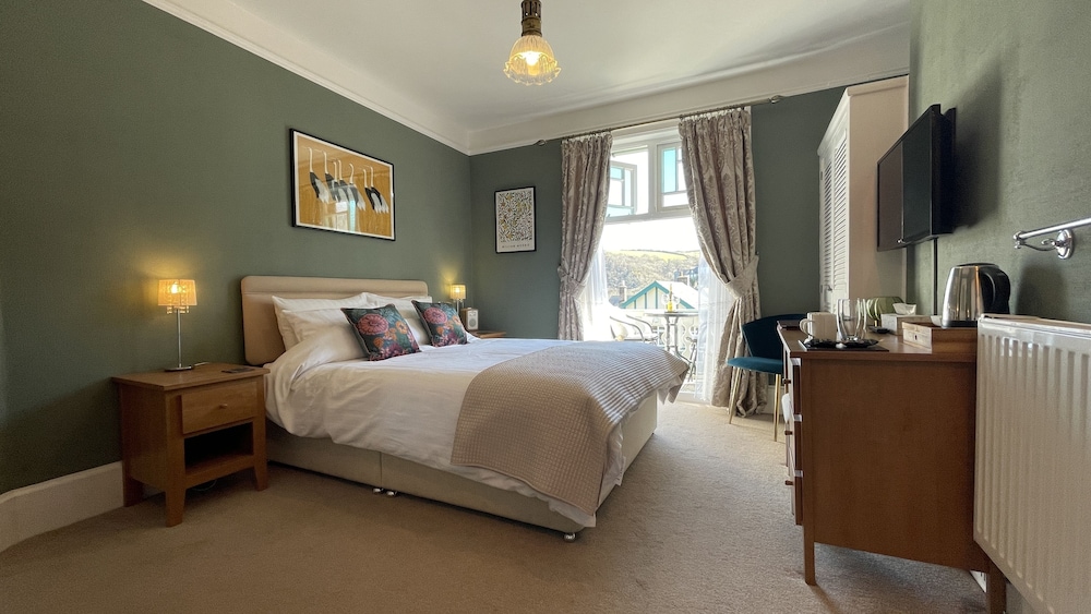 Lynton Vacations - Southcliffe Bed  Breakfast - Property Image 84