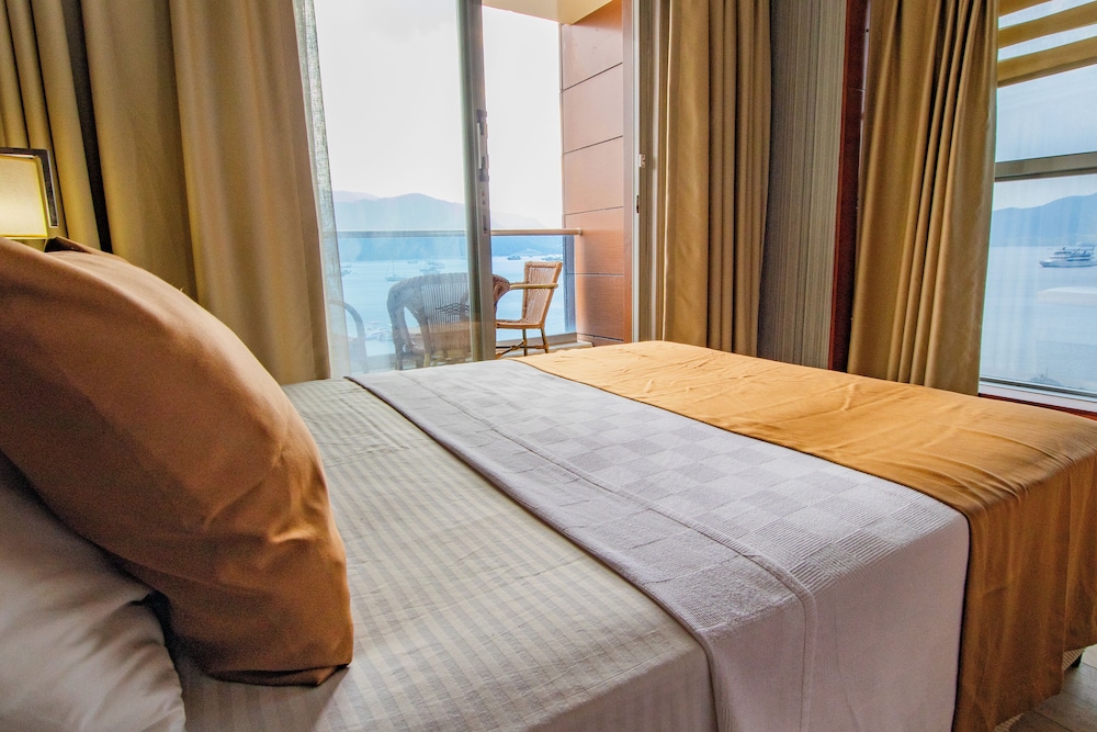 Point Beach Hotel - Image 7