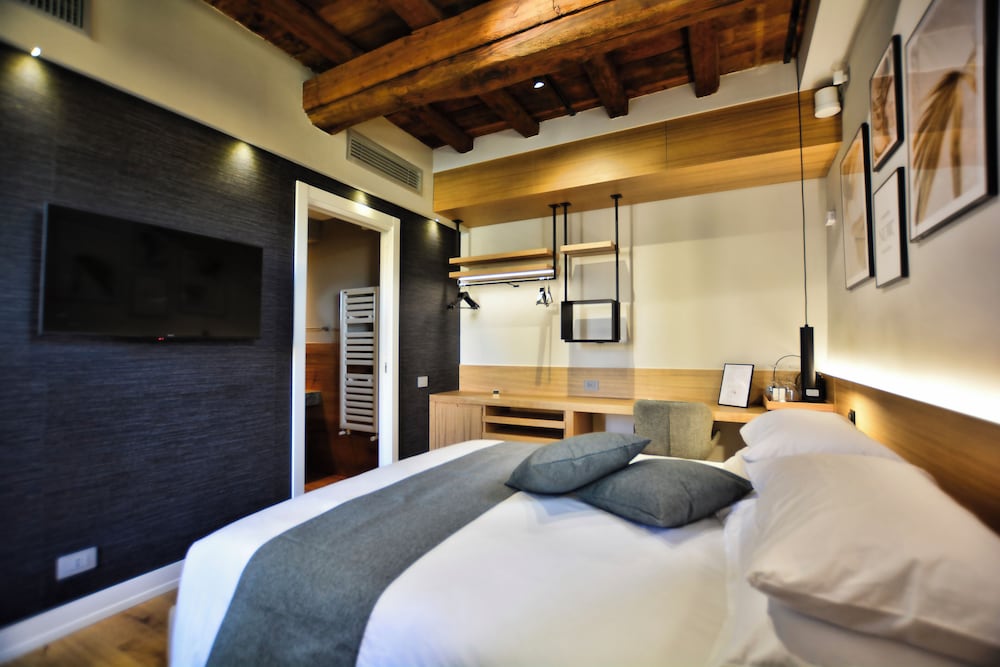 Corte Sospesa Guest House & Spa