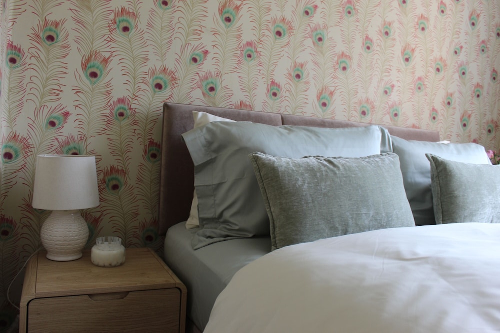 Leeds Urban Retreat - Modern 2 bed Apartment