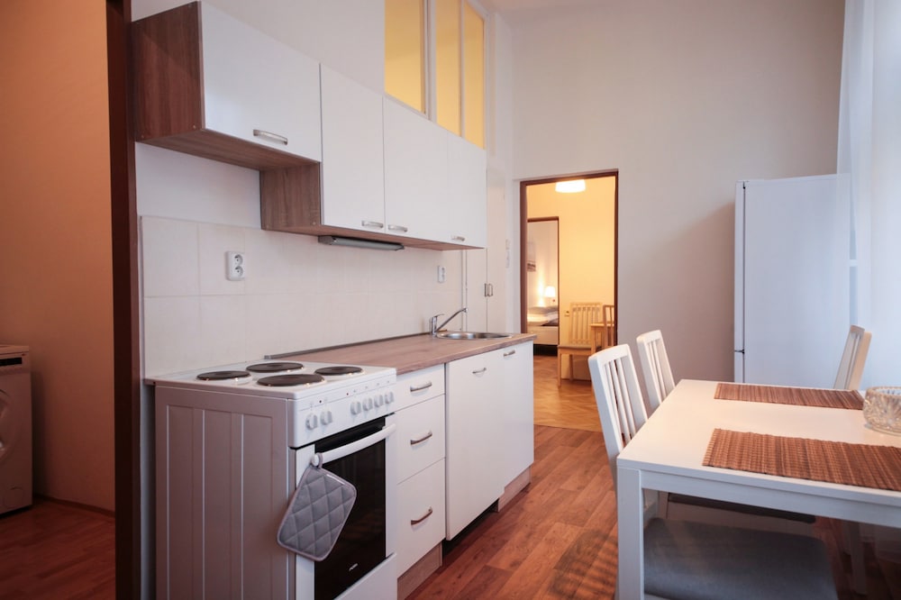 Angel City Apartments