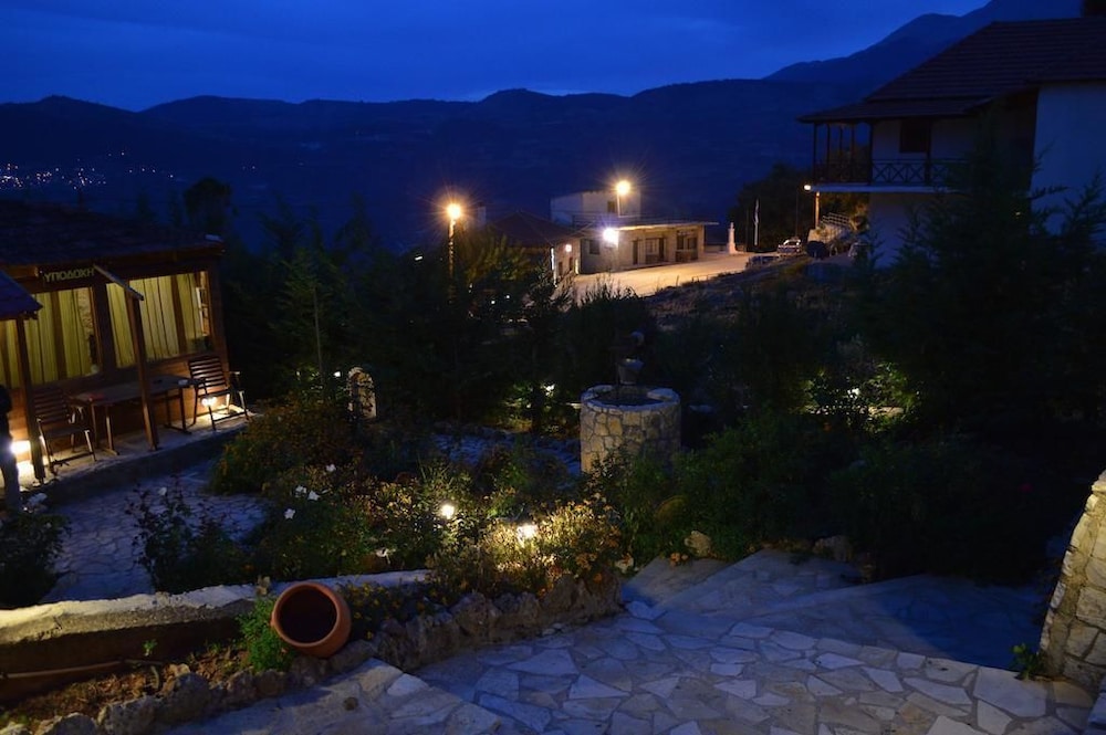 Theasis Guesthouse