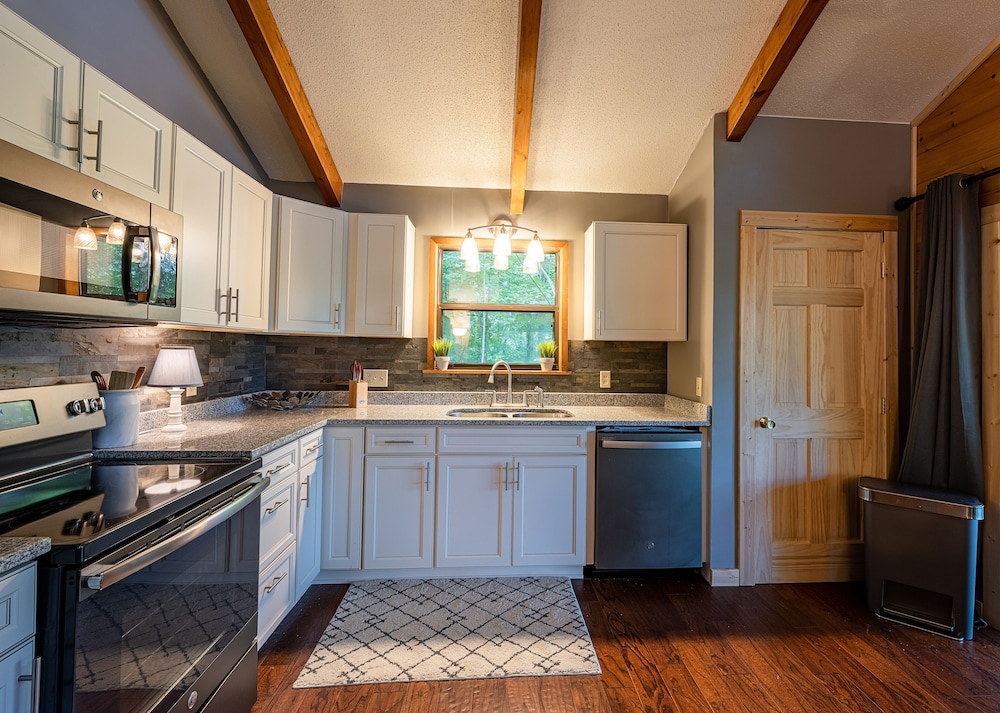 stayNantahala - Smoky Mountain Cabins