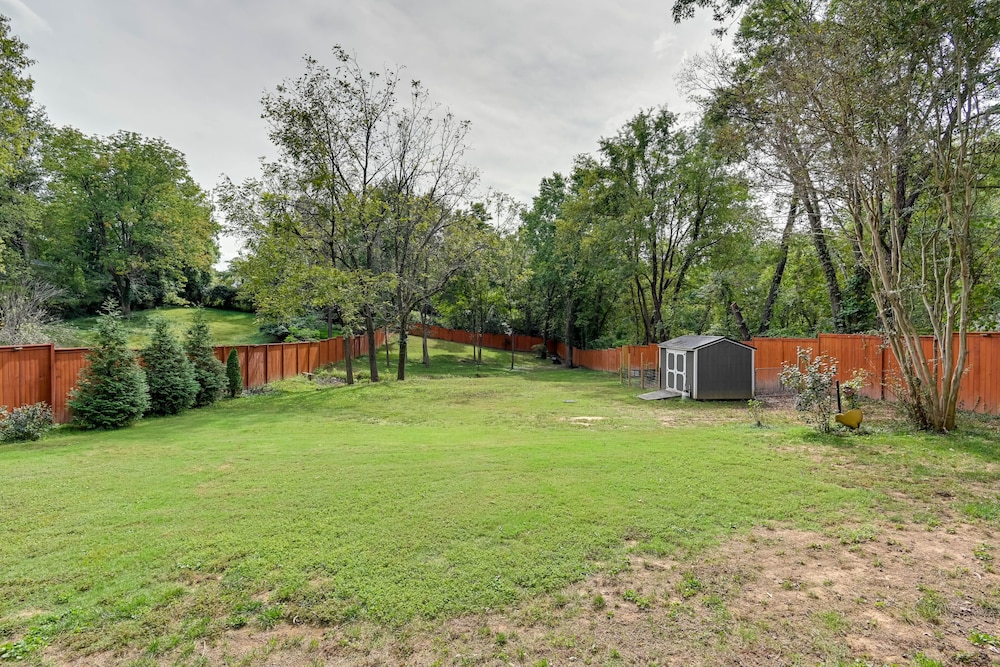 Old Hickory Hideout: Charming Apt w/ Deck! - Property Image 7