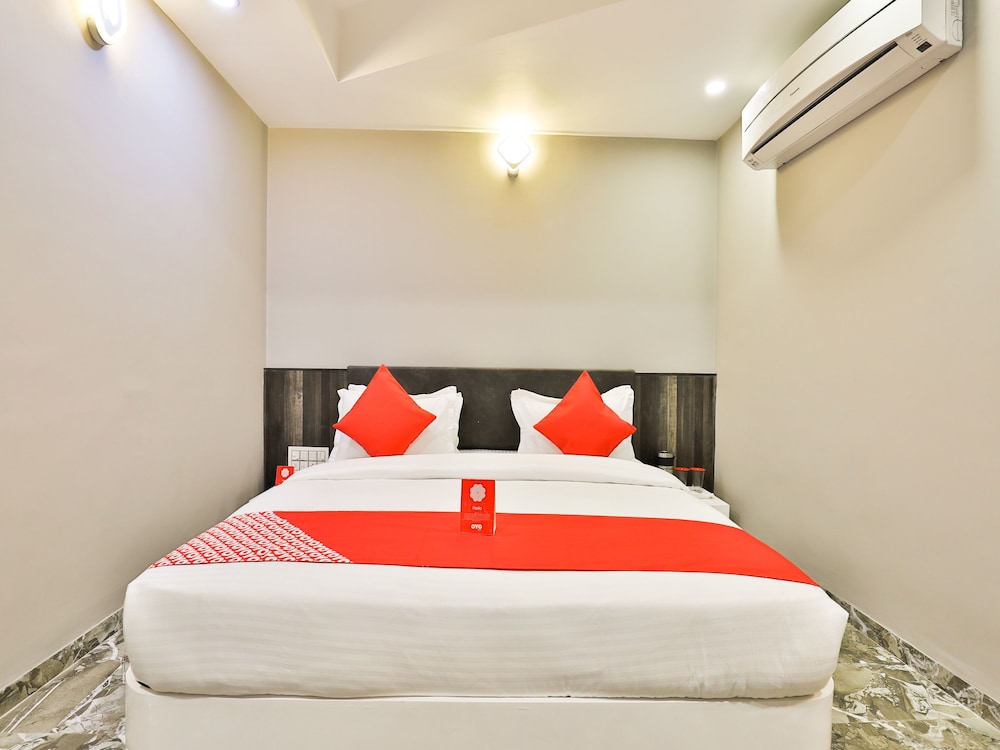 OYO 10962 Hotel Om Balaji