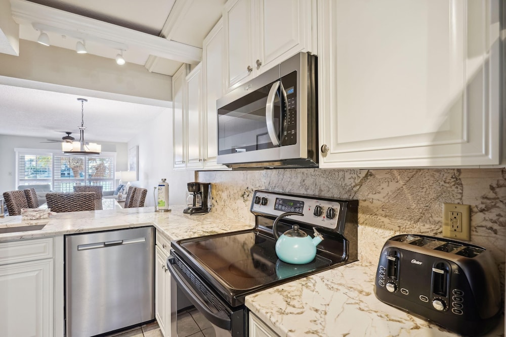 Land's End 5-202 Gulf-bay Front - Premier